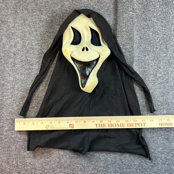 Vintage Ghost Face Scream Smile Mask‎ 90s Y2K White Fun World DIV Two Nostril - Picture 11 of 13